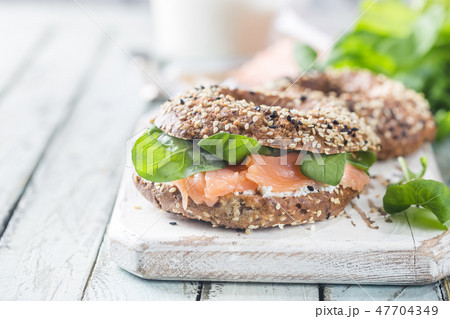 Healthy breackfast with bagels 47704349