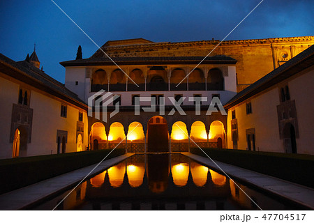 アルハンブラ宮殿 47704517