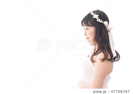 ピンクのドレスを着た花嫁 結婚式イメージ ピンクのドレスを着た花嫁 結婚式イメージ 47706297