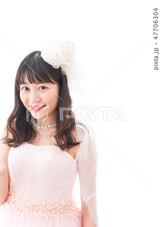 ピンクのドレスを着た花嫁 結婚式イメージ ピンクのドレスを着た花嫁 結婚式イメージ 47706304