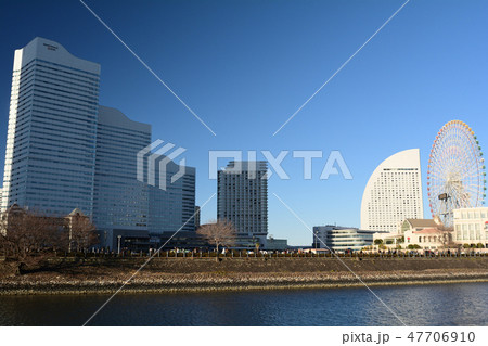 横浜 47706910