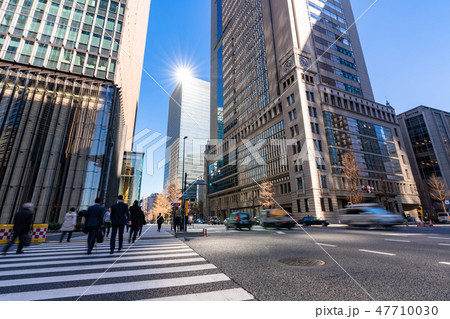 《東京都》日本経済の中心・大手町 47710030