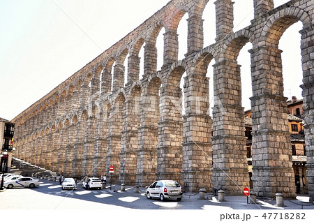 スペイン・セゴビアの古代ローマ水道橋 スペイン・セゴビアの古代ローマ水道橋 47718282