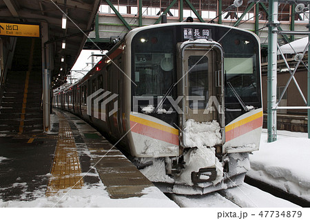 冬の上越線E129系(水上駅) 冬の上越線E129系(水上駅) 47734879