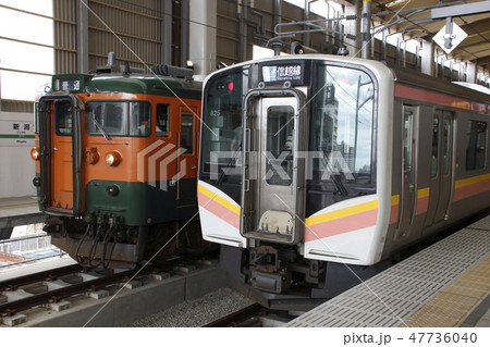 越後線115系・信越本線E129系（新潟駅-高架・暫定開業時） 47736040