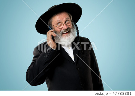 Portrait of old senior orthodox Hasdim Jewish man 47738881