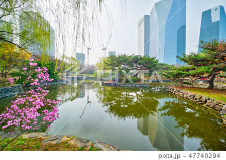 Yeouido Park in Seoul, Korea 47740294