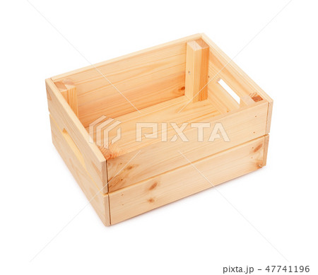 Empty wooden box 47741196