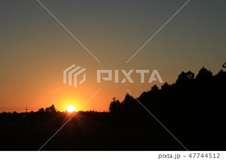 夕焼け 夕景 風景 夕焼け 夕景 風景 47744512