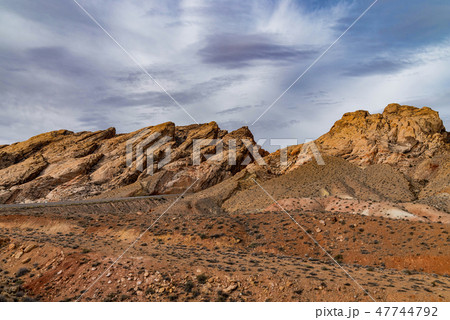 Canyon Rocks Canyon Rocks 47744792