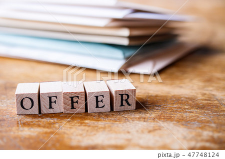 ＯＦＦＥＲ  オファー  申し入れ 47748124