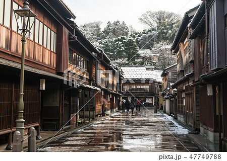 ひがし茶屋街の観光客 47749788