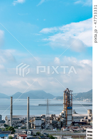 三原市 海辺の工業地帯 47753331