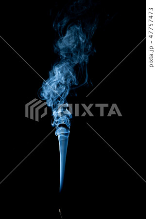 White smoke on black background 47757473