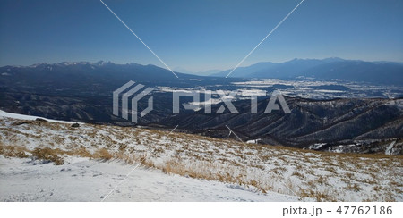 雪山 山頂からの景色 雪山 山頂からの景色 47762186