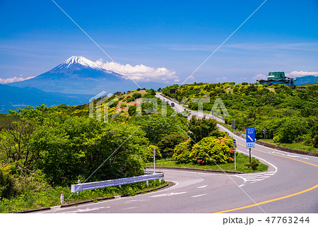 (静岡県)伊豆スカイラインから望む富士山 (静岡県)伊豆スカイラインから望む富士山 47763244