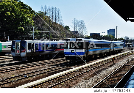 徳島運転所に留置中のキハ185系気動車 47763548