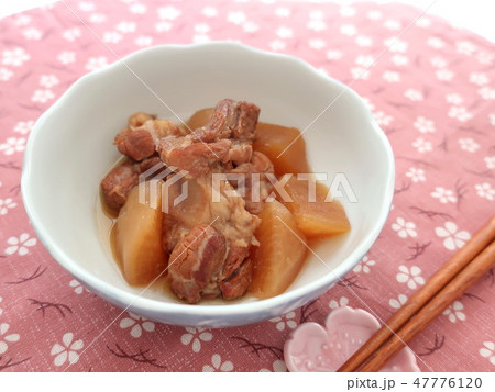豚スジと大根のおいしい煮物 47776120