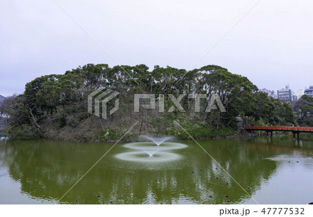 茶臼山古墳と河底池 47777532