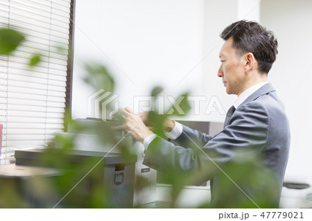 ビジネスシーン 47779021