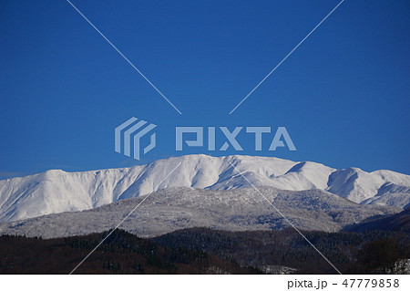 冬の月山 冬の月山 47779858
