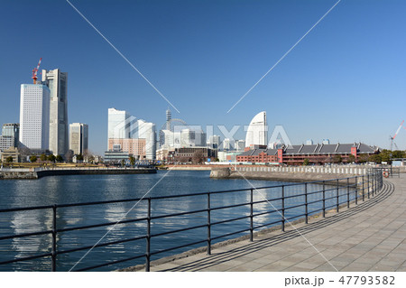 横浜 47793582