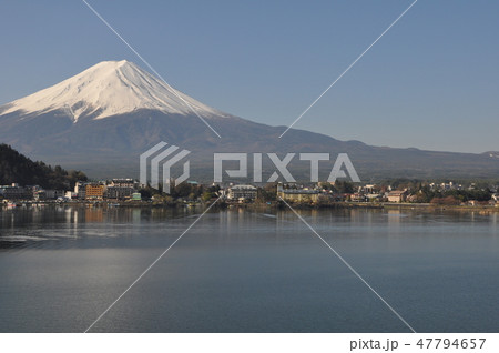 河口湖からの富士山 47794657