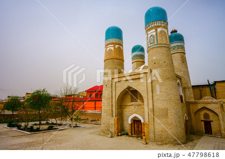 ウズベキスタンのブハラのチャハル・ミナール 47798618