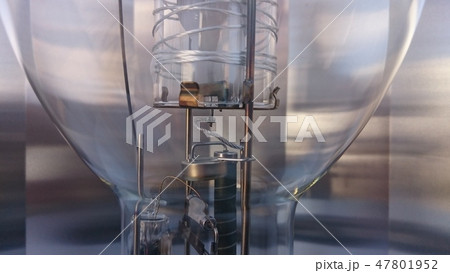 電球 電球 47801952