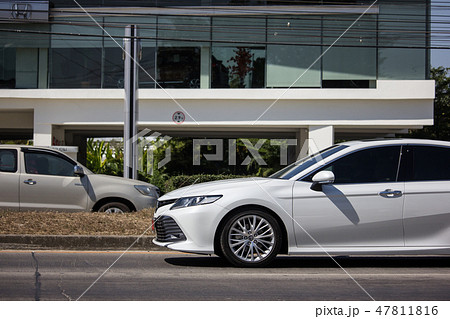 Private car New Toyota Camry 47811816