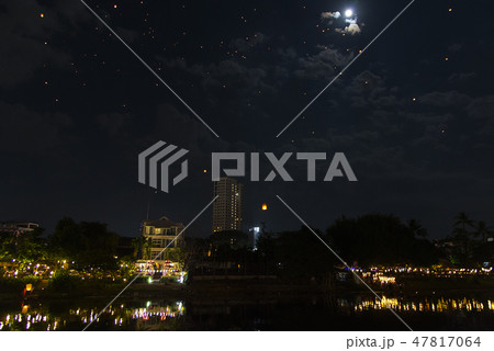 チェンマイ 祝賀 お祝い 47817064