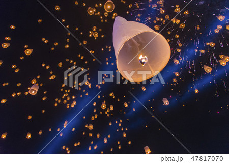 チェンマイ 祝賀 お祝い 47817070