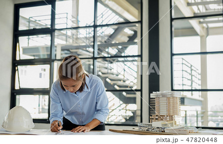 Construction Concept 47820448