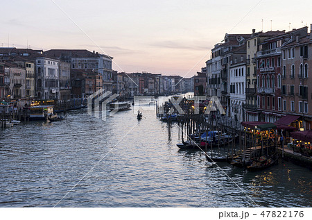 ヴェネチアの夕暮れ ヴェネチアの夕暮れ 47822176