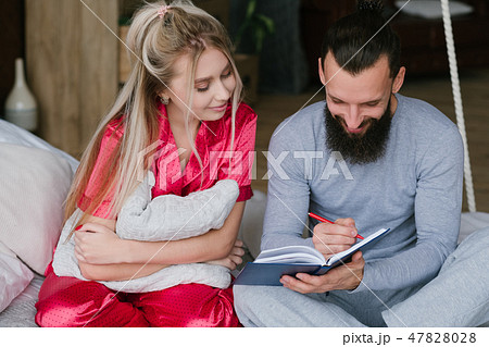 happy together morning family bed making notes 47828028