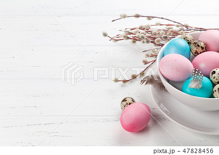 Easter greeting card 47828456