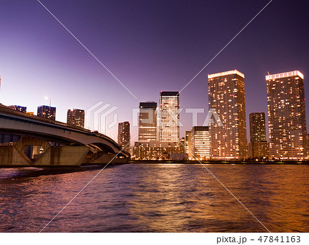 東京都 晴海大橋と高層マンション街 東京都 晴海大橋と高層マンション街 47841163