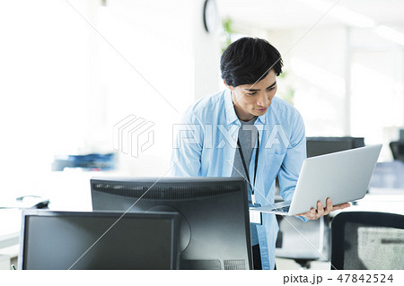 ビジネス SE エンジニア システムエンジニア プログラマー オフィス ビジネス SE エンジニア システムエンジニア プログラマー オフィス 47842524
