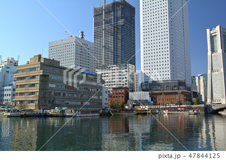 横浜 47844125