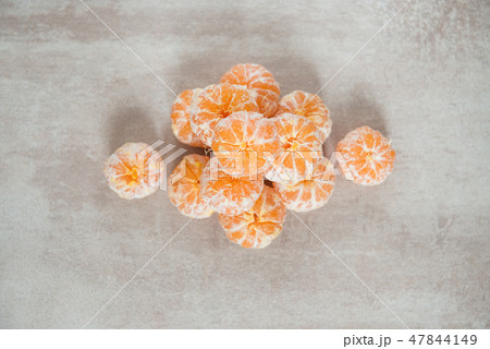 Orange Mandarines, Clementines, Tangerines or small oranges Orange Mandarines, Clementines, Tangerines or small oranges 47844149