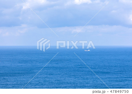 日本海 洋上の船 日本海 洋上の船 47849750