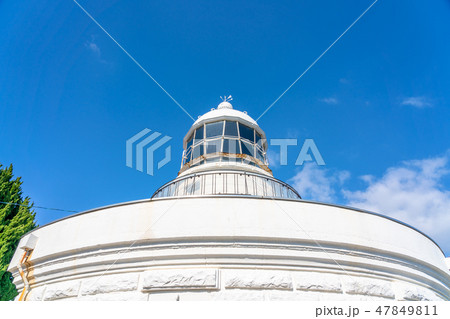 白亜の美保関灯台 47849811