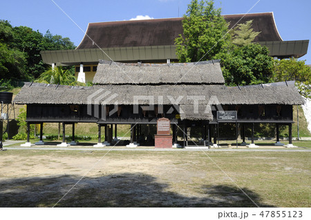 Istana Ampang Tinggi or Ampang Tinggi Palace. Istana Ampang Tinggi or Ampang Tinggi Palace. 47855123