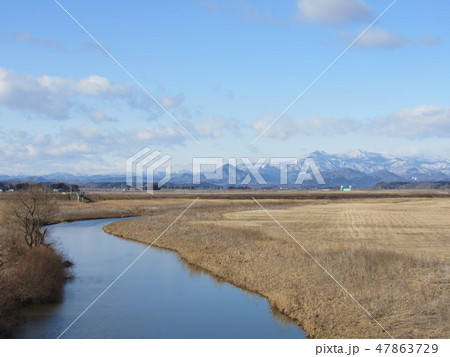 宮城県大郷町　冬の吉田川　粕川大橋周辺 47863729