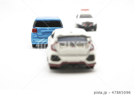 【あおり運転】 47865096