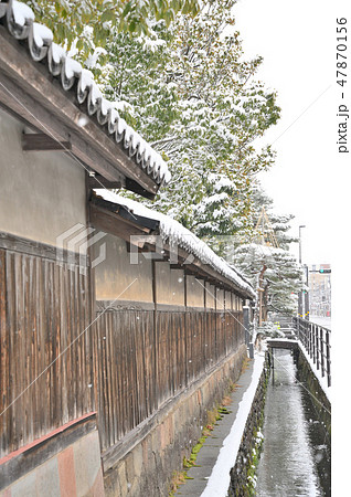 金沢市　冬の辰巳用水 47870156