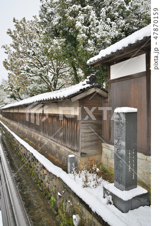 金沢市　冬の辰巳用水 47870159