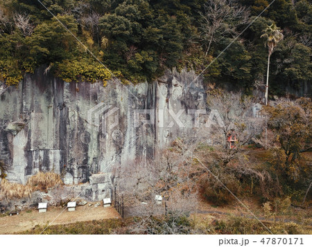川辺の清水磨崖仏の空撮 47870171