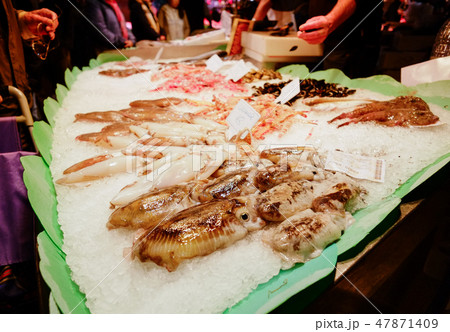 バルセロナのブケリア市場にて バルセロナのブケリア市場にて 47871409