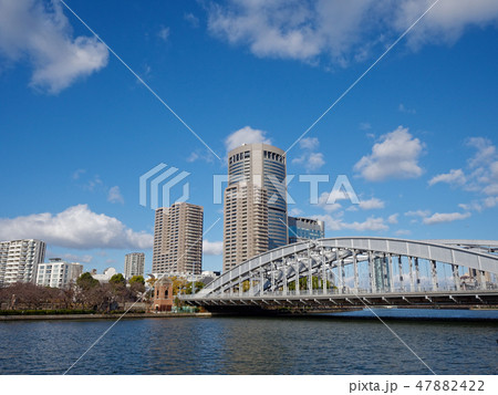 水都大阪 OAPと大川に掛かる桜宮橋 水都大阪 OAPと大川に掛かる桜宮橋 47882422